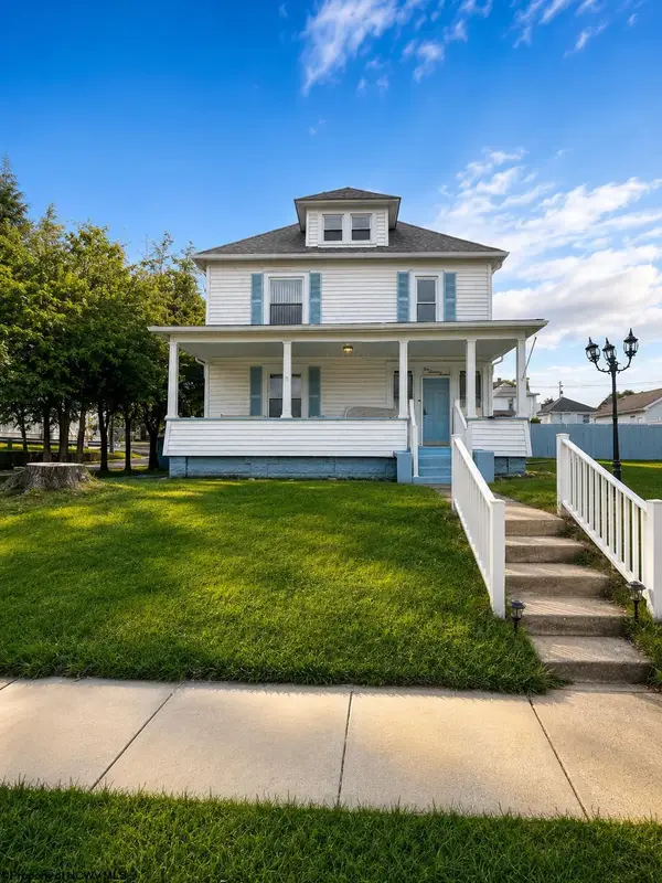 107 Pennsylvania Avenue, Nutter Fort, WV 26301