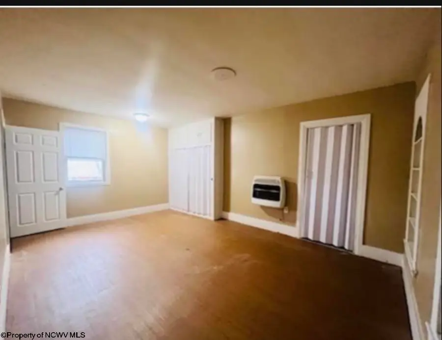 302 Columbia Street, Fairmont, WV 26554 - #2
