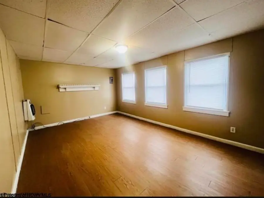 302 Columbia Street, Fairmont, WV 26554 - #3