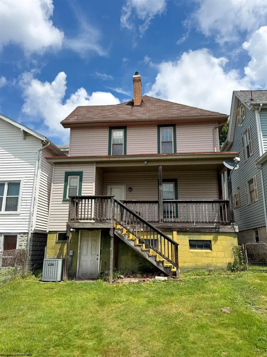 313 Maryland Avenue, Fairmont, WV 26554 - #2