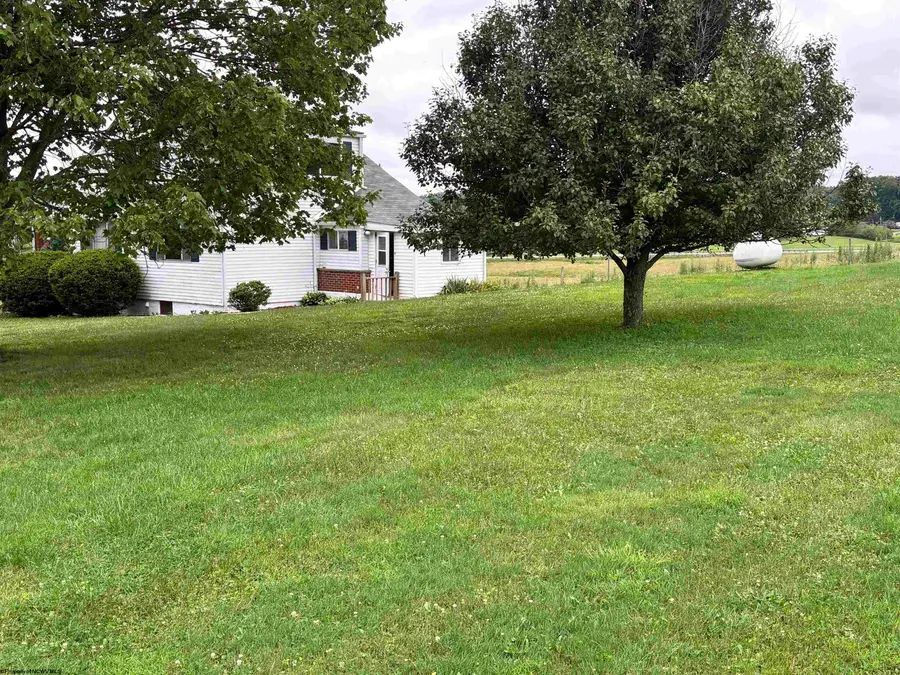 4907 Nestorville Road, Philippi, WV 26416 - #2