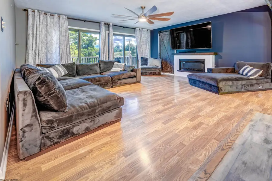 5 Cedarwood Drive, Morgantown, WV 26505 - #2