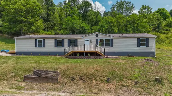 766 Oak Street, Anmoore, WV 26323