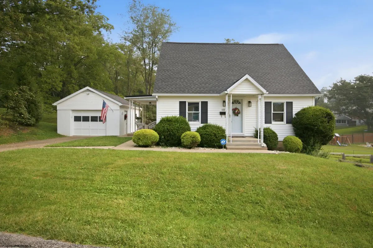 122 E Smith Street, Bridgeport, WV 26330 - #1