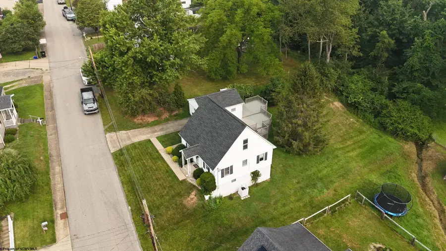 122 E Smith Street, Bridgeport, WV 26330 - #3