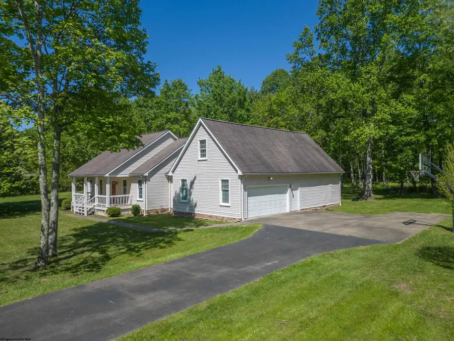 579 Black Cherry Drive, Fairmont, WV 26554 - #2