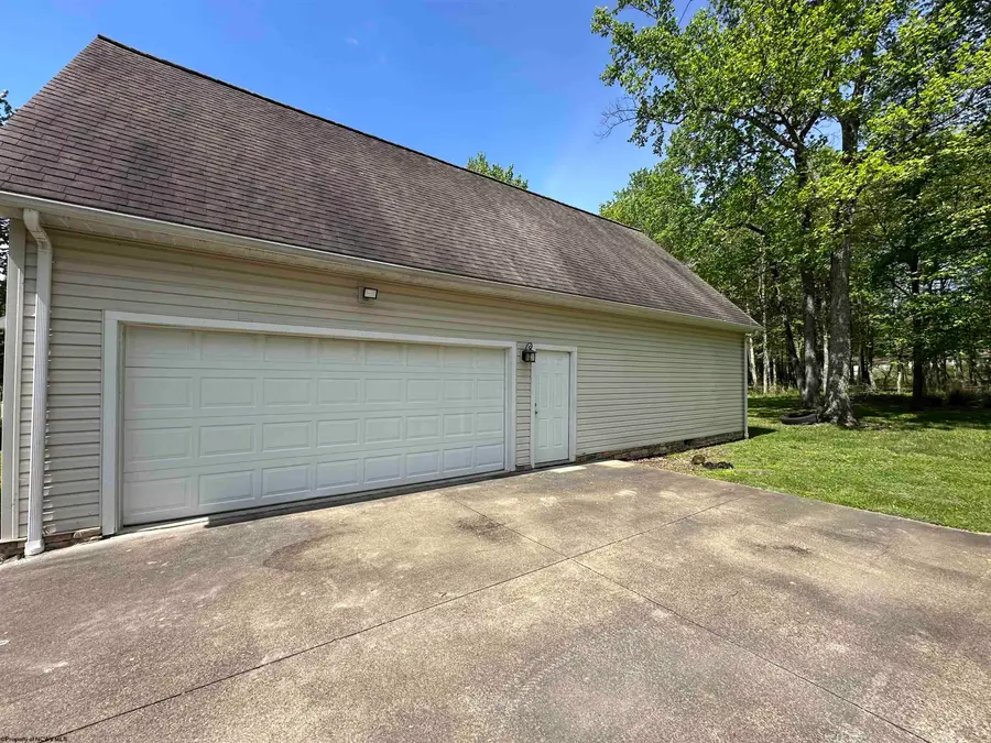 579 Black Cherry Drive, Fairmont, WV 26554 - #3