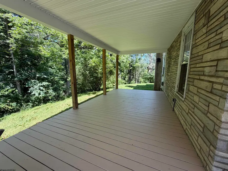 1616 Country Club Road, Fairmont, WV 26554 - #2