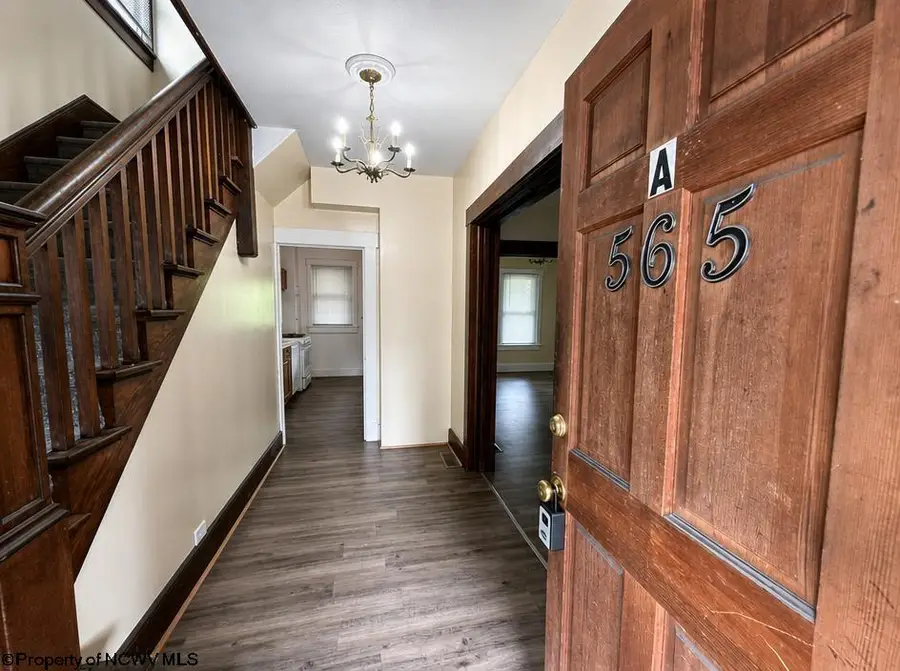 565 E Brockway Avenue, Morgantown, WV 26501 - #3