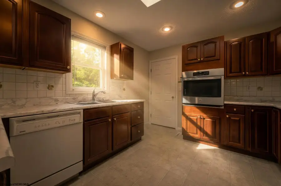 1010 Ashton Drive, Morgantown, WV 26508 - #2