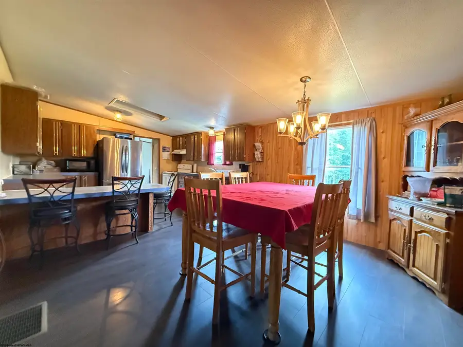 289 Pleasant Valley Drive, Reedsville, WV 26547 - #2