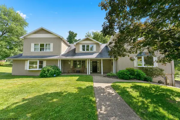 49 Fairview Road, Morgantown, WV 26508