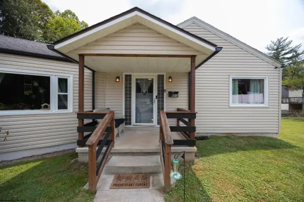680 Verdun Street, Clarksburg, WV 26301