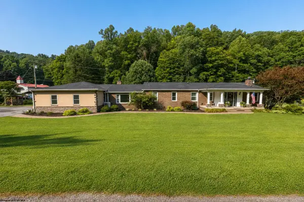 4217 Chapel Road, Gassaway, WV 26624