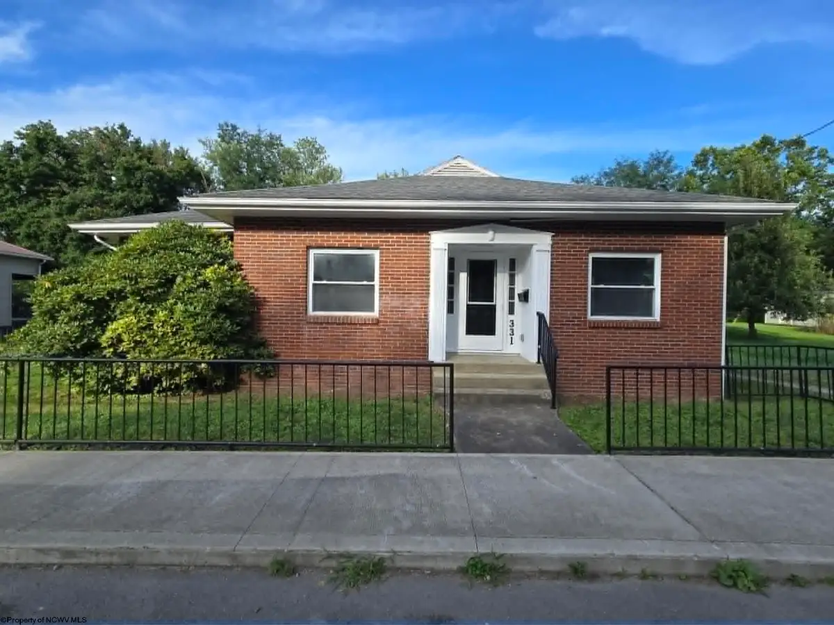 331 Maple Avenue, Grafton, WV 26354 - #1