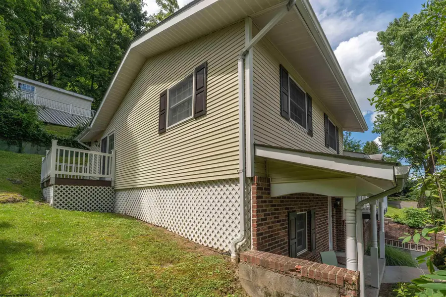 825 Augusta Avenue, Morgantown, WV 26501-6237 - #2