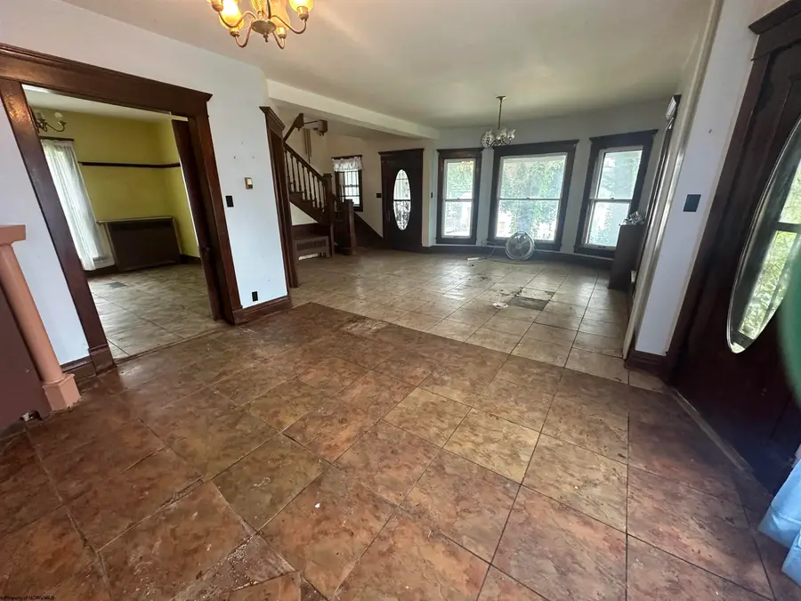 124 E Main Street, Kingwood, WV 26537 - #3