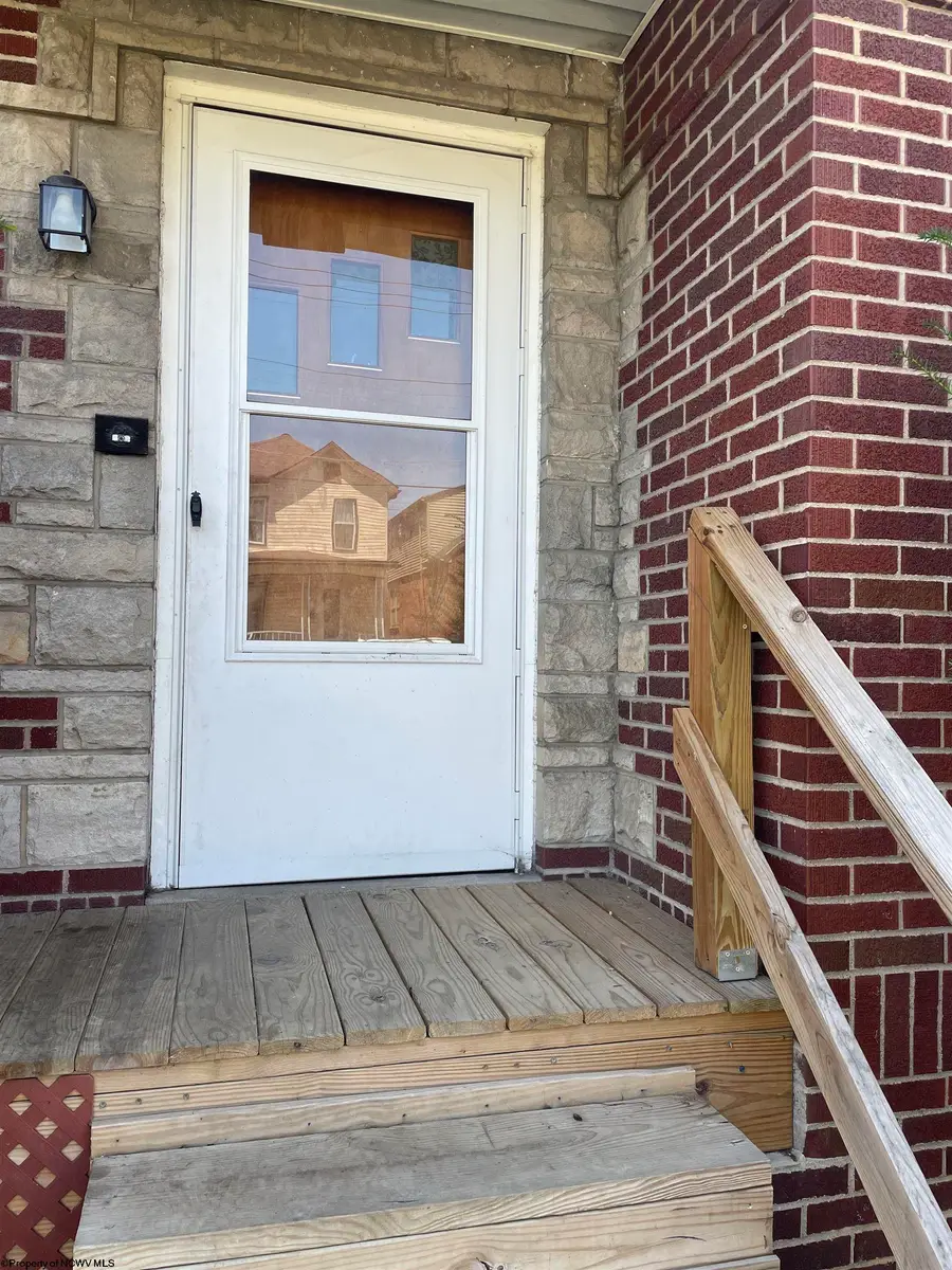 2005 Hamill Avenue, Clarksburg, WV 26301 - #3
