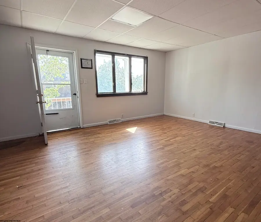 2324 Hamill Avenue, Clarksburg, WV 26301 - #2