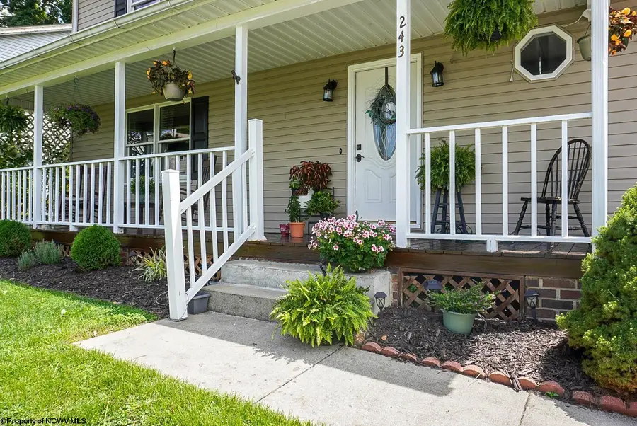 243 Aurora Drive, Morgantown, WV 26508 - #3
