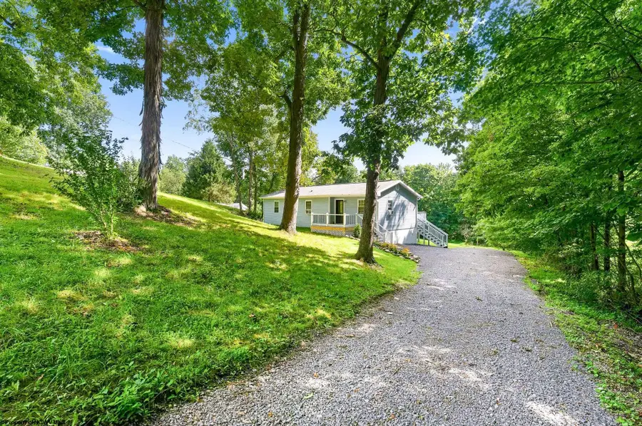 184 WARM HOLLOW Road, Morgantown, WV 26508 - #3