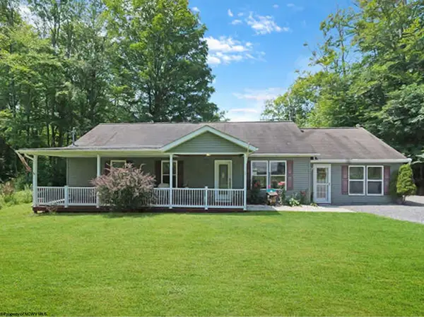 26 Scarlet Cardinal Lane, Mount Storm, WV 26739