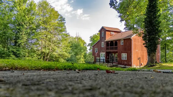 29 Chardonnay Drive, Morgantown, WV 26508