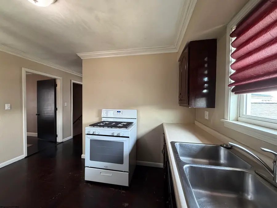 104 1/2 Maryland Avenue, Clarksburg, WV 26301 - #3
