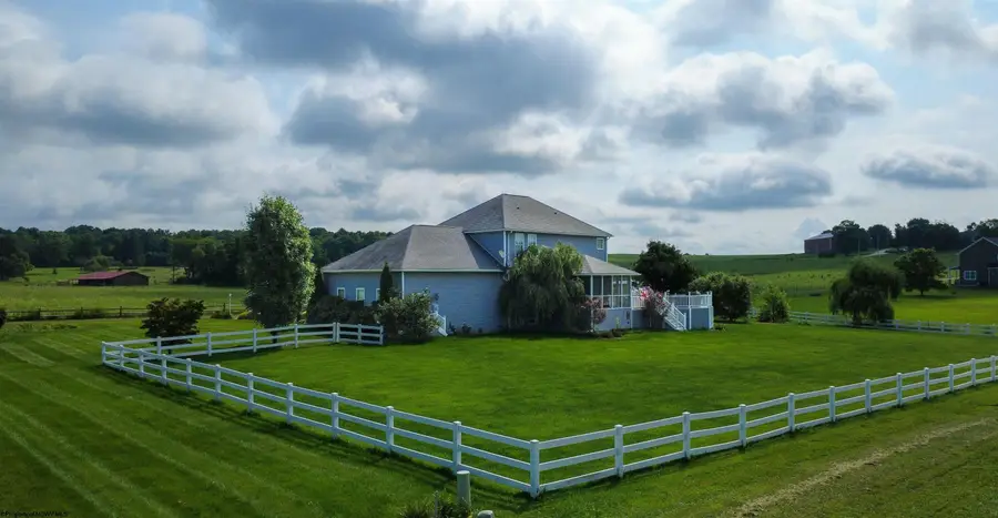 199 Gelding Avenue, Bruceton Mills, WV 26525 - #3