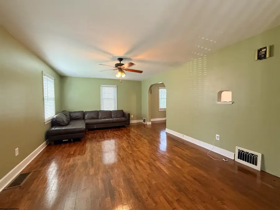 607 Joseph Street, Clarksburg, WV 26301 - #3