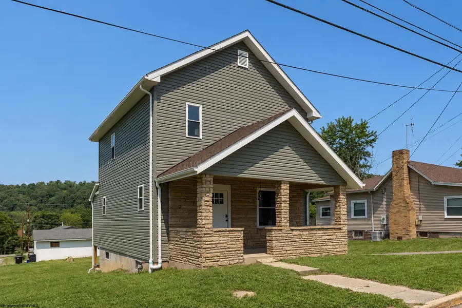 202 Western Avenue, Westover, WV 26501 - #2