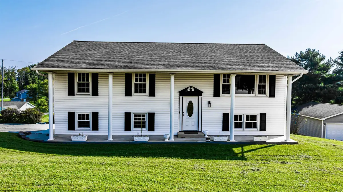 16 Deerfield Avenue, Grafton, WV 26354 - #1