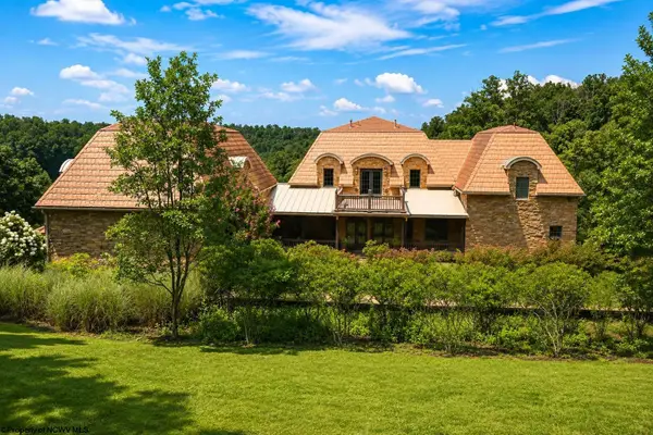 308 Diamond Cove Road, Bridgeport, WV 26330
