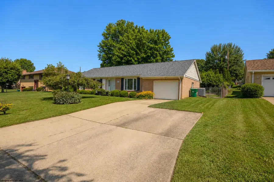 142 Driftwood Road, Bridgeport, WV 26330 - #3