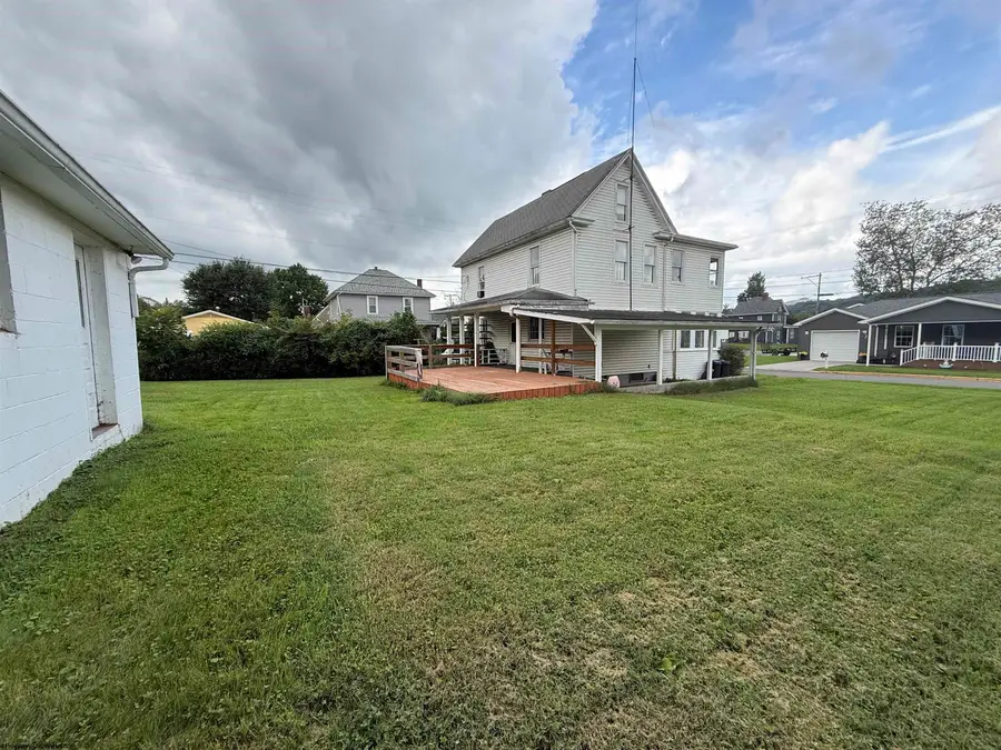 301 Seneca Street, Westover, WV 26501 - #2