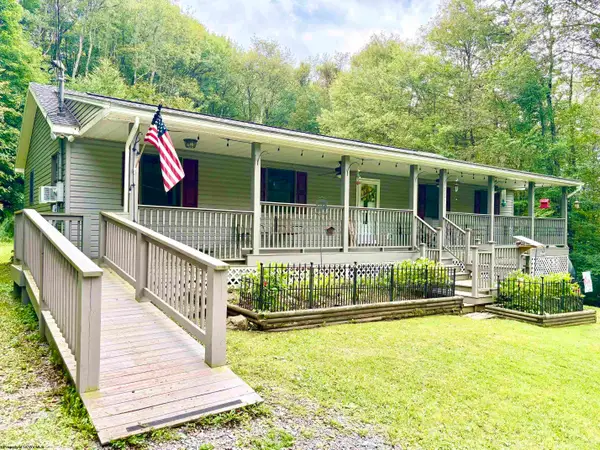 112 Hillside Drive, Thomas, WV 26292-0000