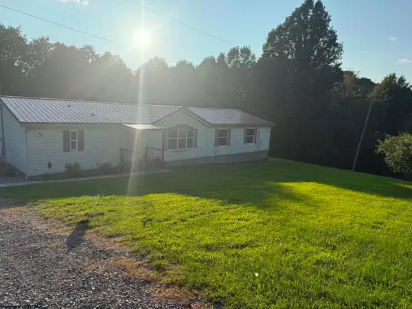 165 Everson Lane, Volga, WV 26238