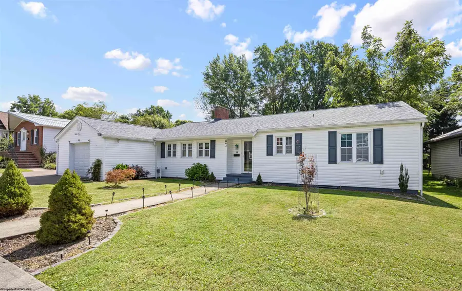 16 Boggess Street, Buckhannon, WV 26201 - #3