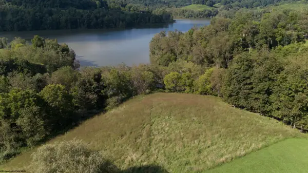 18 Sunrise Circle, Horner, WV 26372