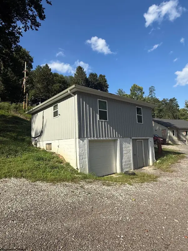 716-720 Husky Highway, Barrackville, WV 26559