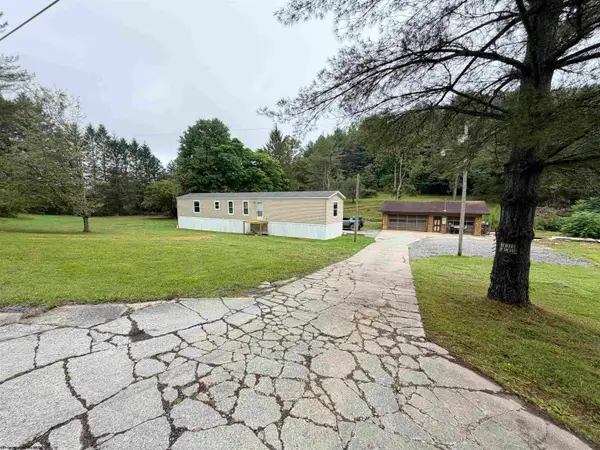 313 Pheasant Mountain Road, Kerens, WV 26276