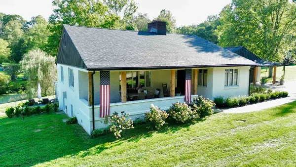 6833 Good Hope Pike, Lost Creek, WV 26385