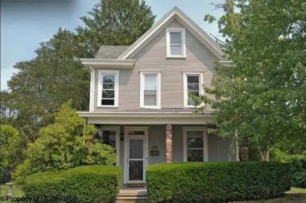 341 Lyndhurst Street, Morgantown, WV 26501