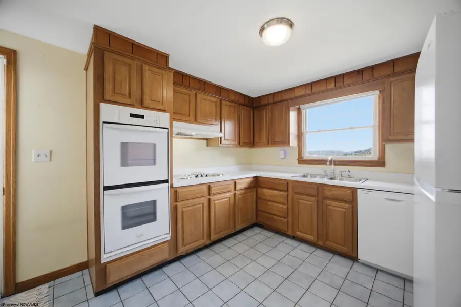 209 Paula Boulevard, Clarksburg, WV 26301 - #3