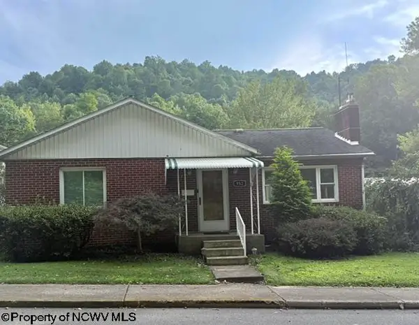 952 S Main Street, Philippi, WV 26416