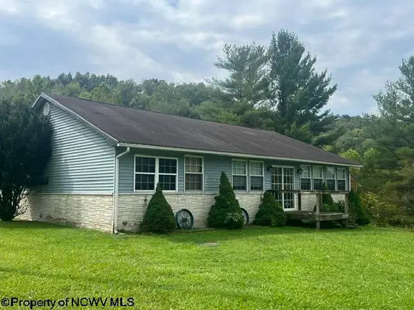 13 Birch Lane, Jane Lew, WV 26378