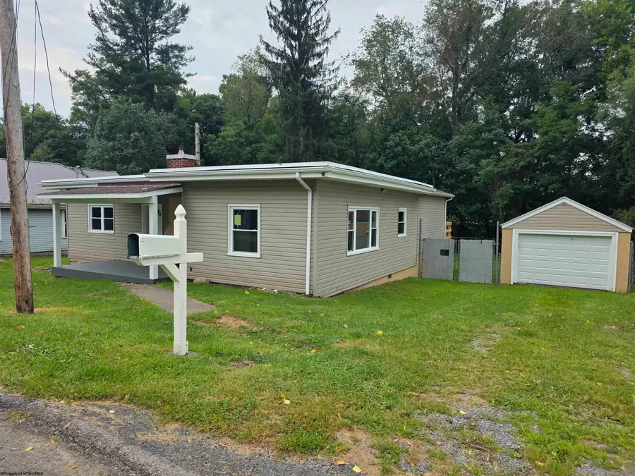 36 Park Street, Shinnston, WV 26431 - #3