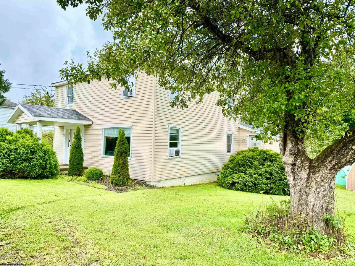 33 N Euclid Avenue, Thomas, WV 26262 - #1