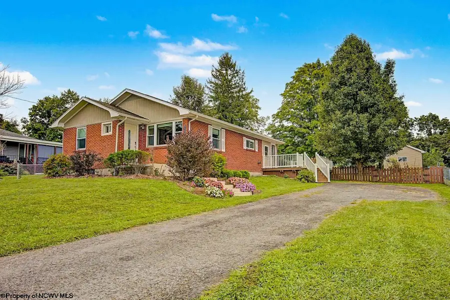 1404 Buckhannon Avenue, Morgantown, WV 26508 - #2