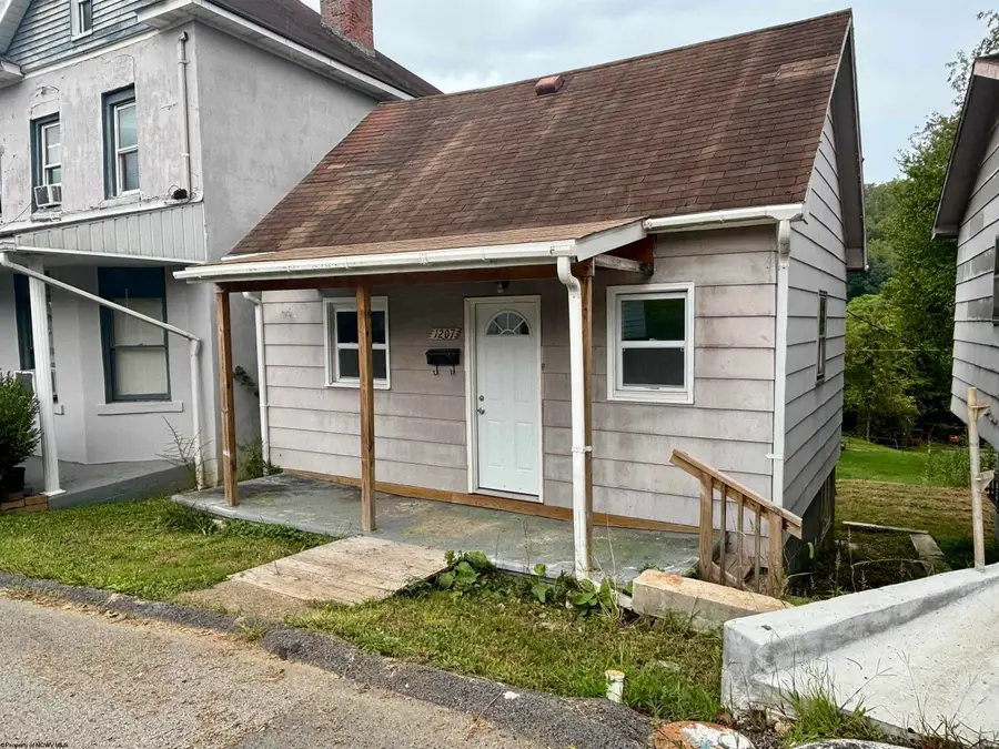 1207 N 25th Street, Clarksburg, WV 26301 - #2